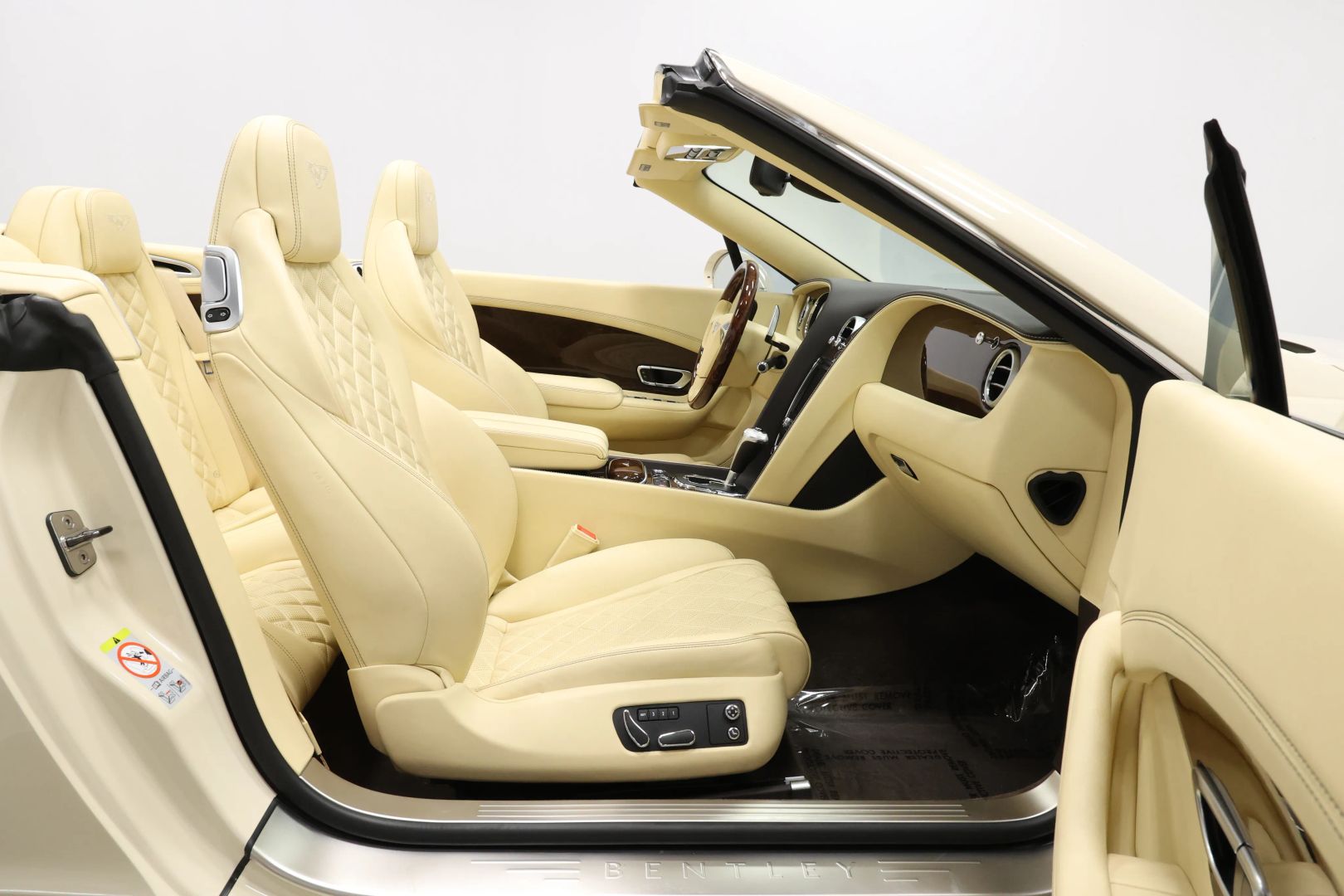 2016 Bentley Continental - Image 77