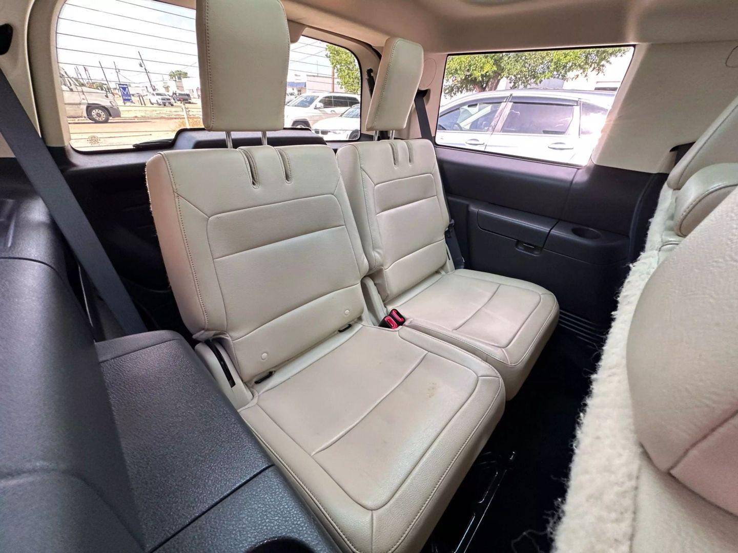 2014 Ford Flex - Image 29