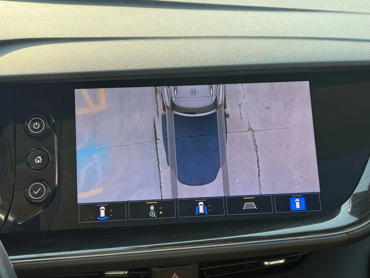 2021 Buick Envision - Image 41