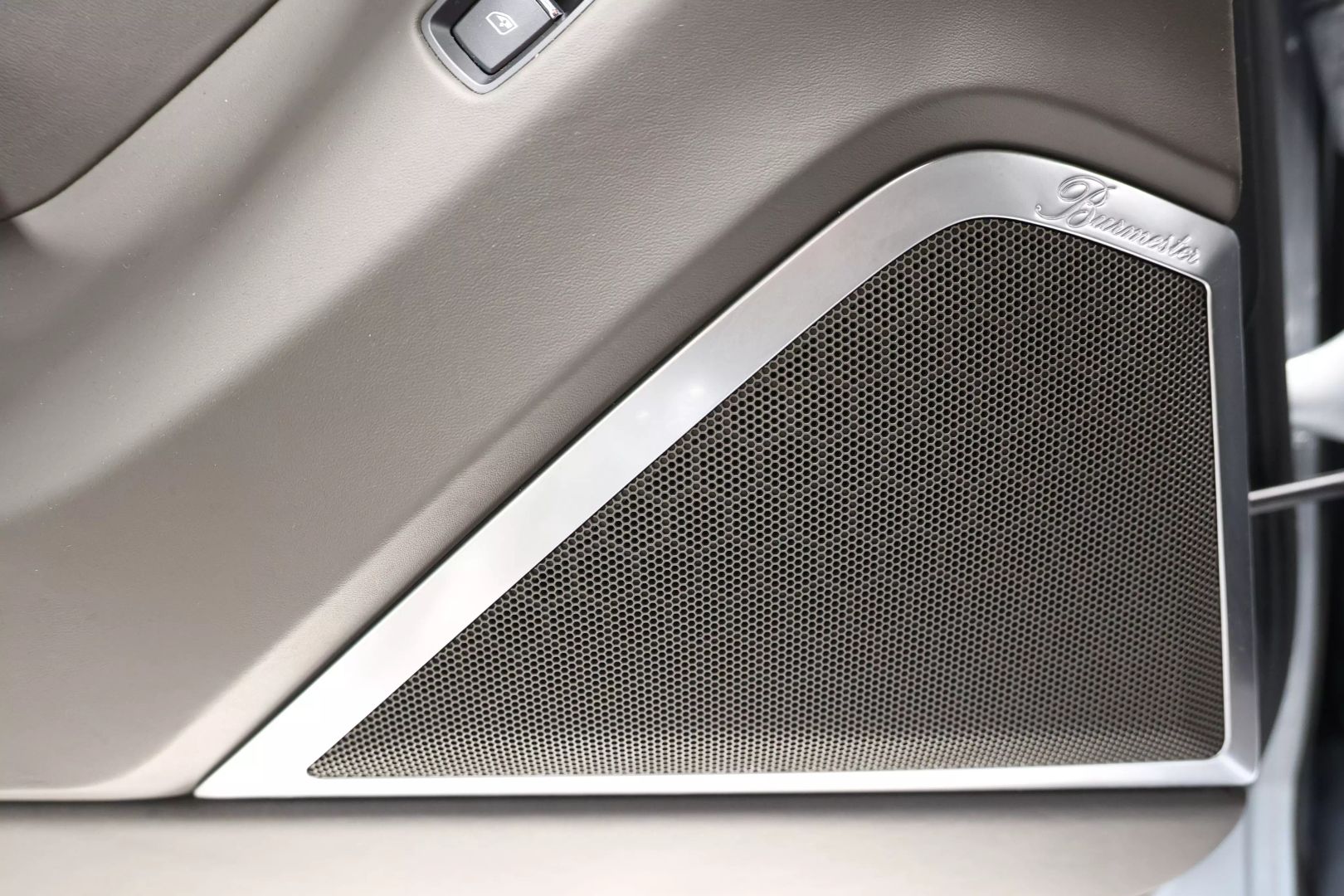 2014 Porsche Panamera - Image 59