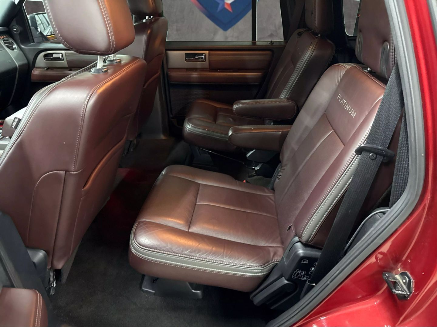 2017 Ford Expedition - Image 34