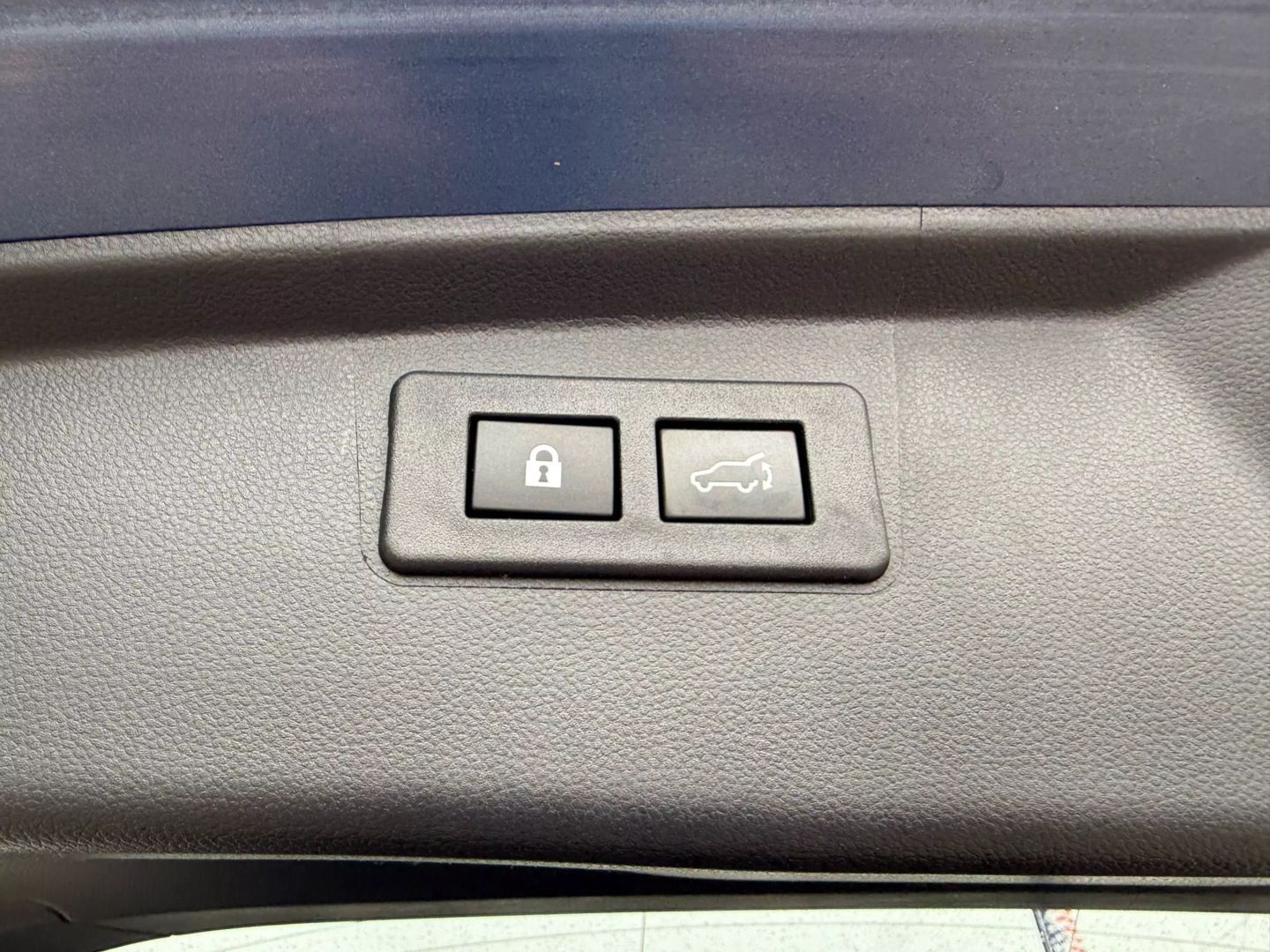 2022 Subaru Outback - Image 14