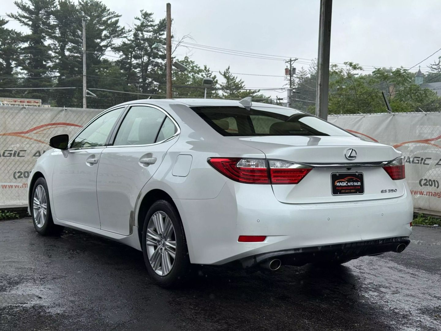 2015 Lexus Es - Image 11
