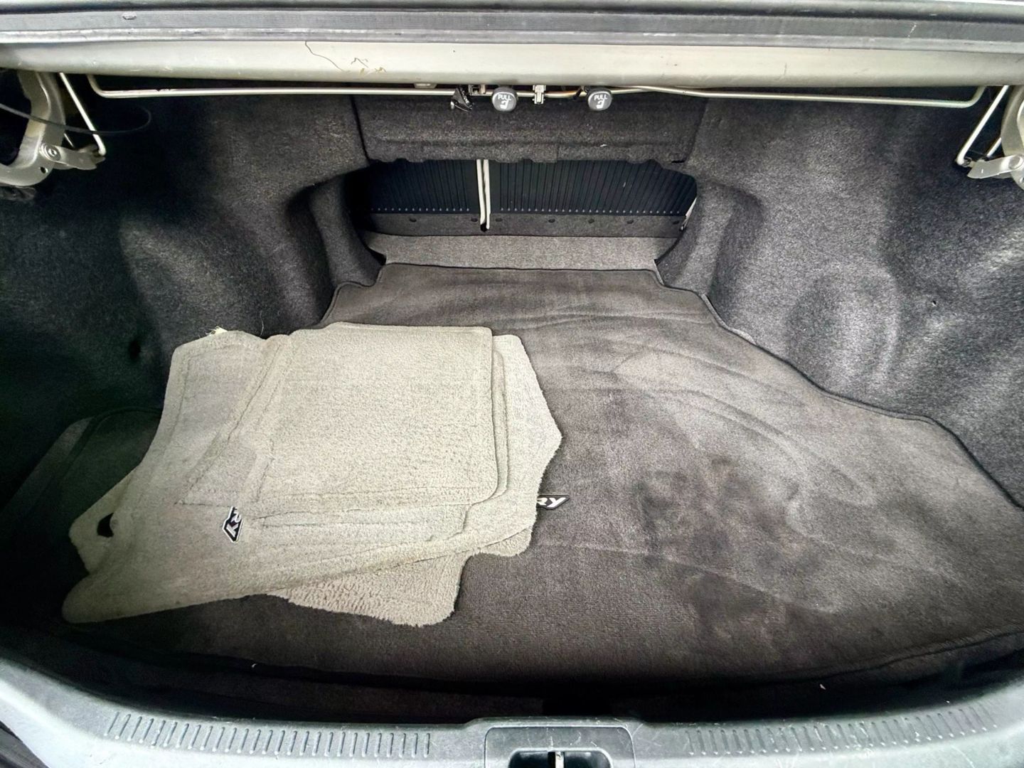 2012 Toyota Camry - Image 20