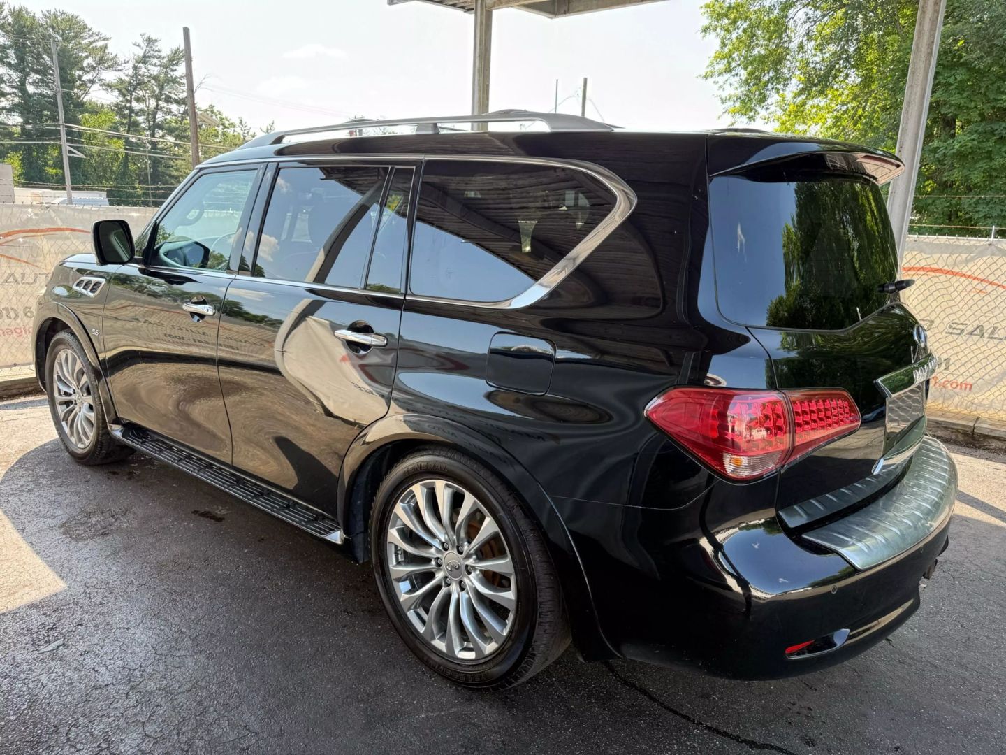 2016 Infiniti Qx80 - Image 13