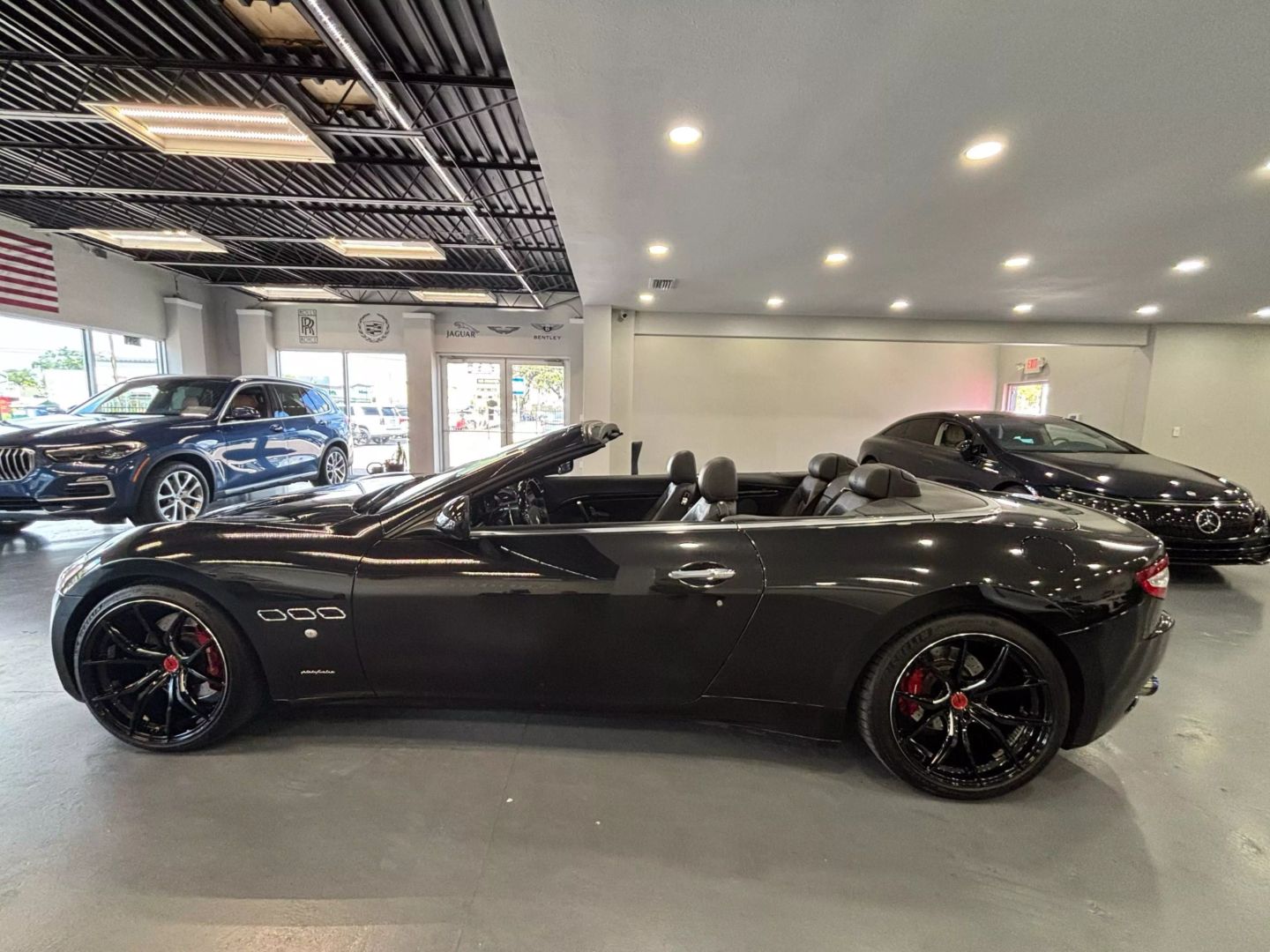 2010 Maserati Granturismo Convertible 2d - Image 12