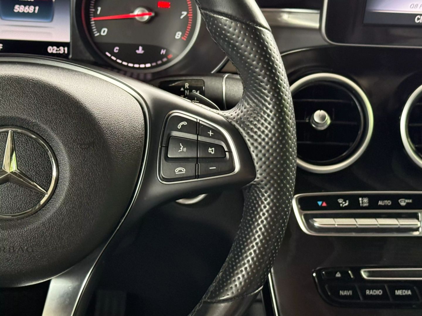 2019 Mercedes-benz Glc - Image 36