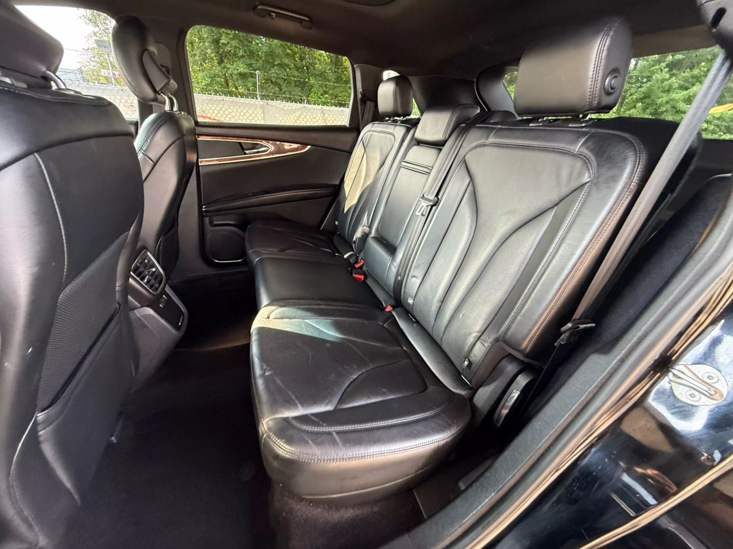 2016 Lincoln Mkx - Image 19