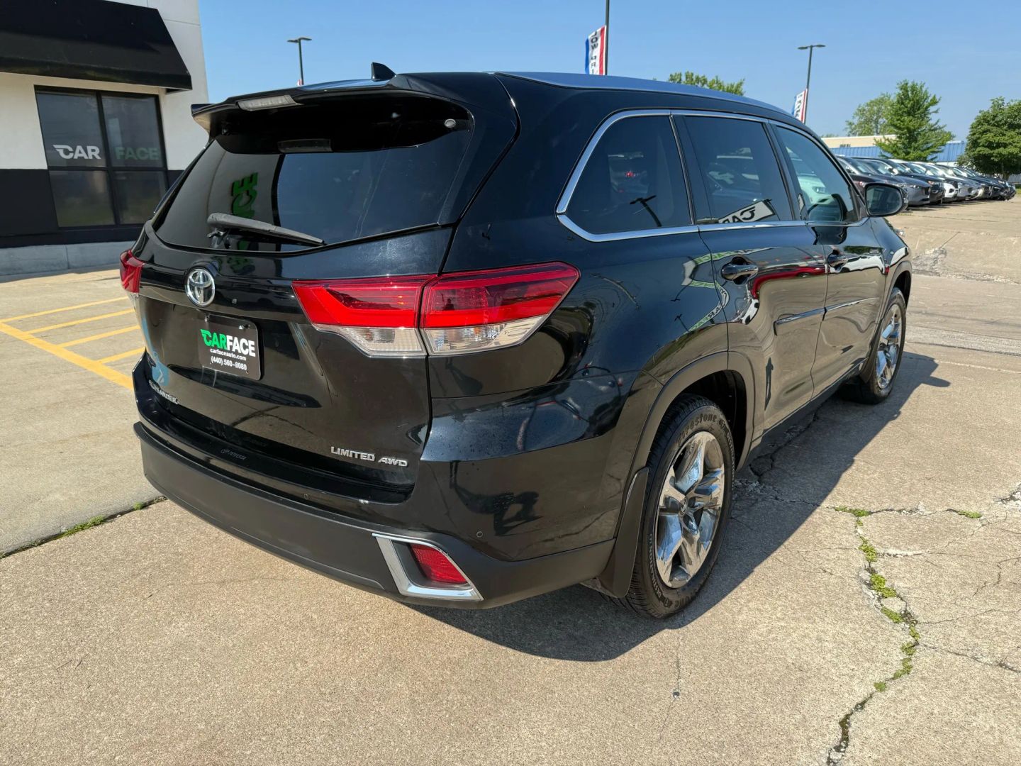 2018 Toyota Highlander - Image 16