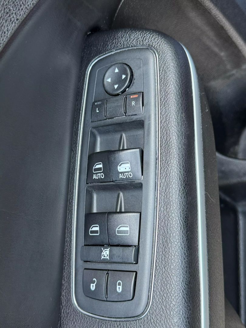 2021 Dodge Charger - Image 43