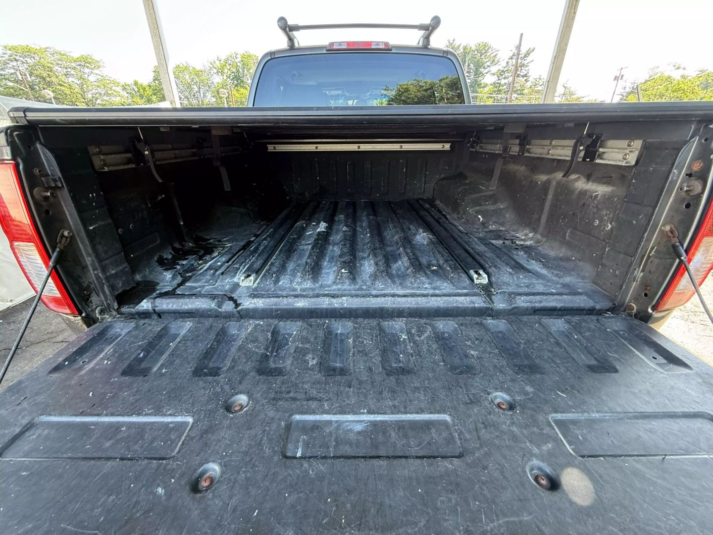 2005 Nissan Frontier Crew Cab - Image 20