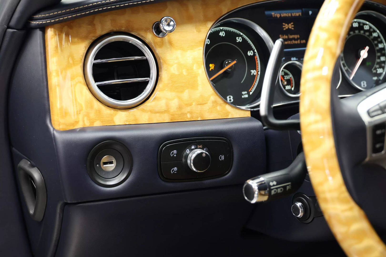 2017 Bentley Flying Spur - Image 21