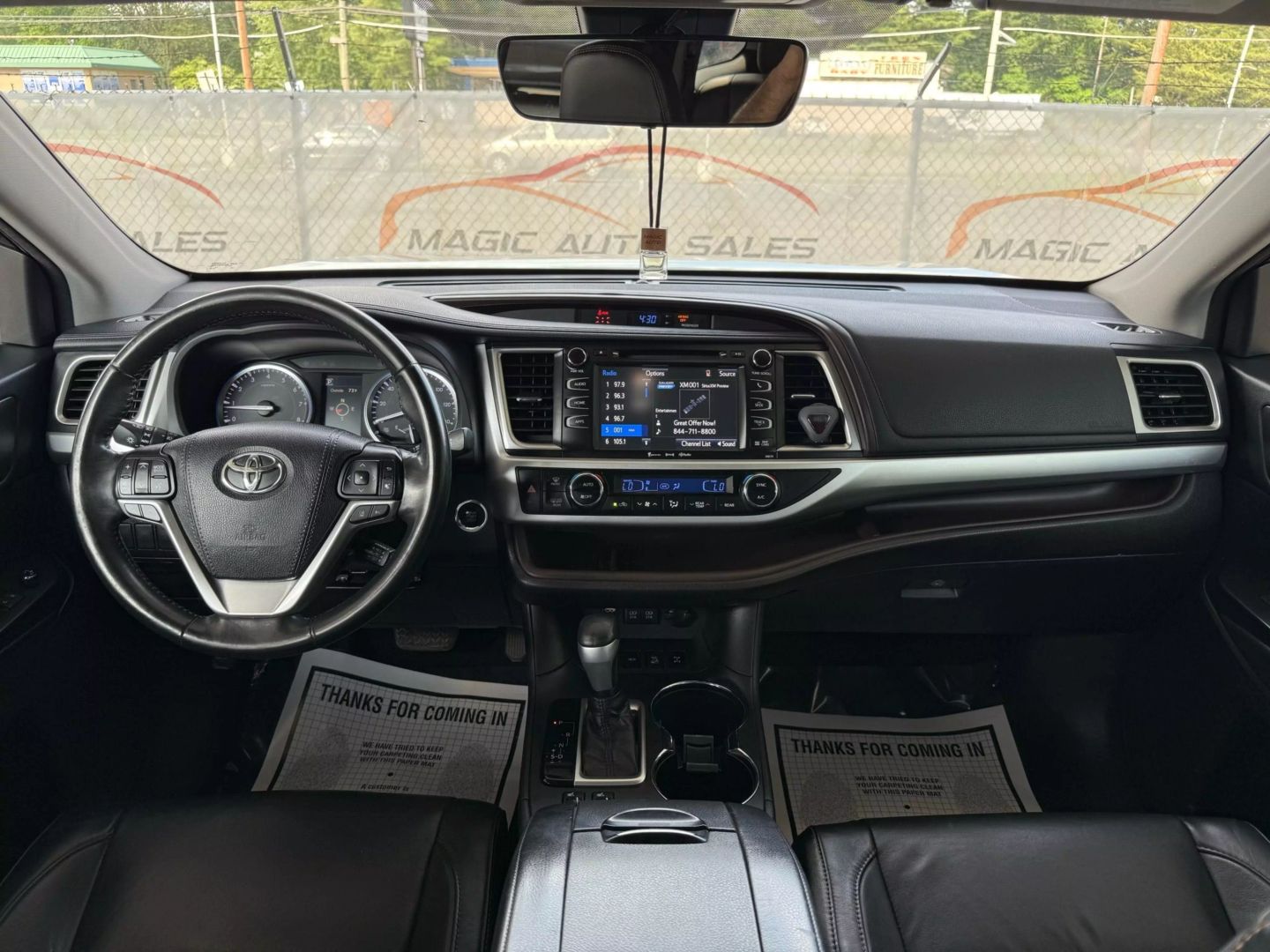 2018 Toyota Highlander - Image 29