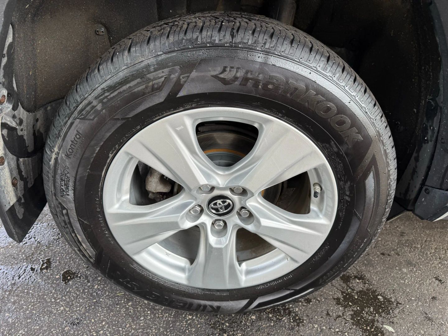 2019 Toyota Rav4 - Image 50