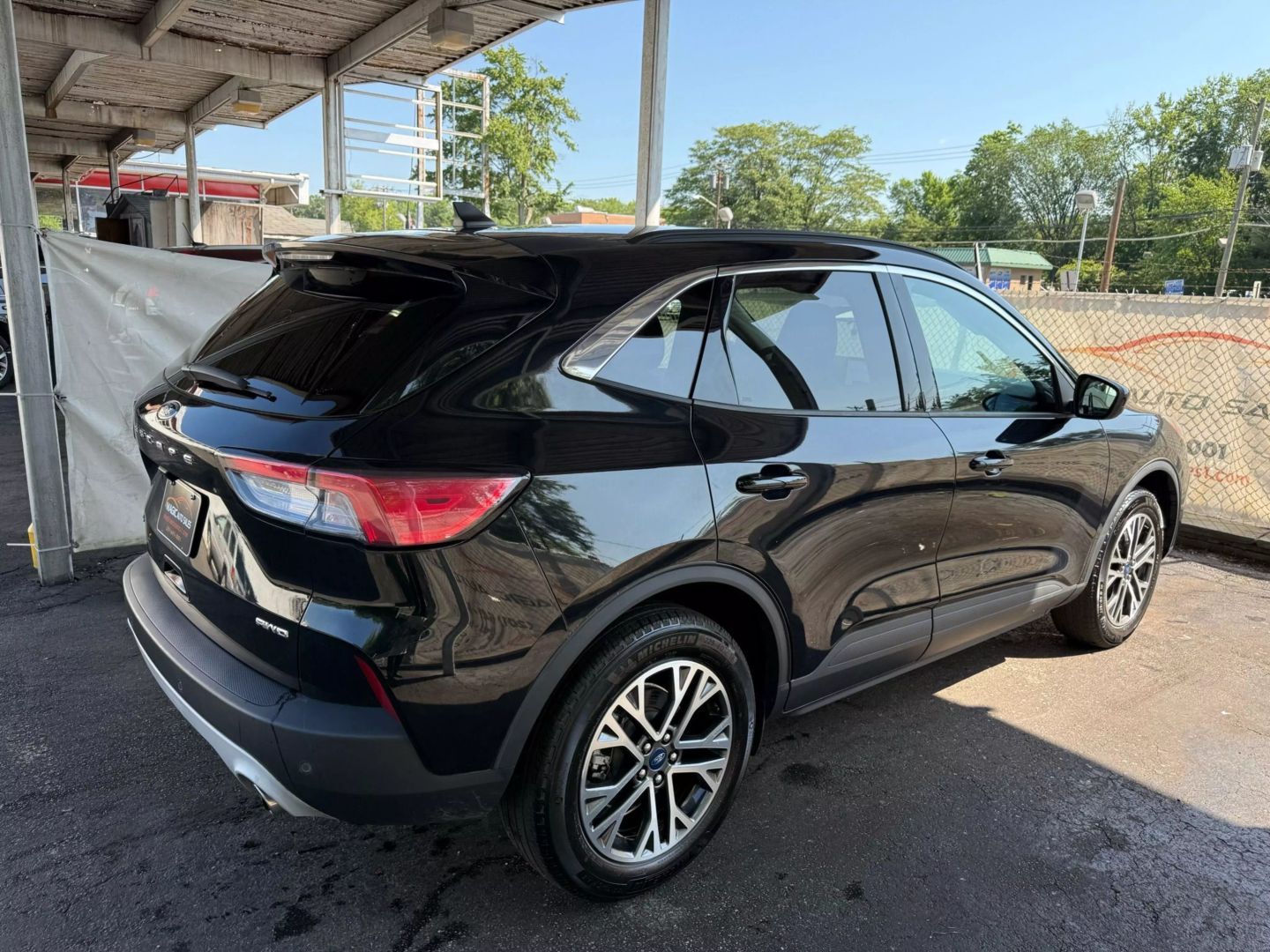 2020 Ford Escape - Image 13