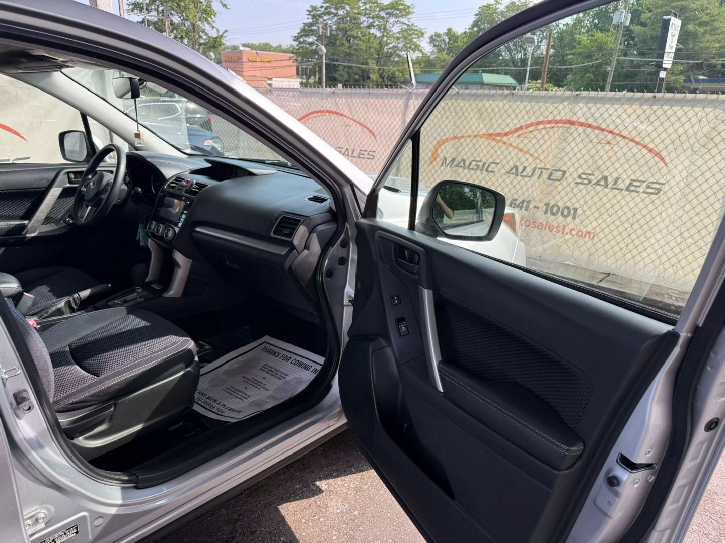2017 Subaru Forester - Image 25