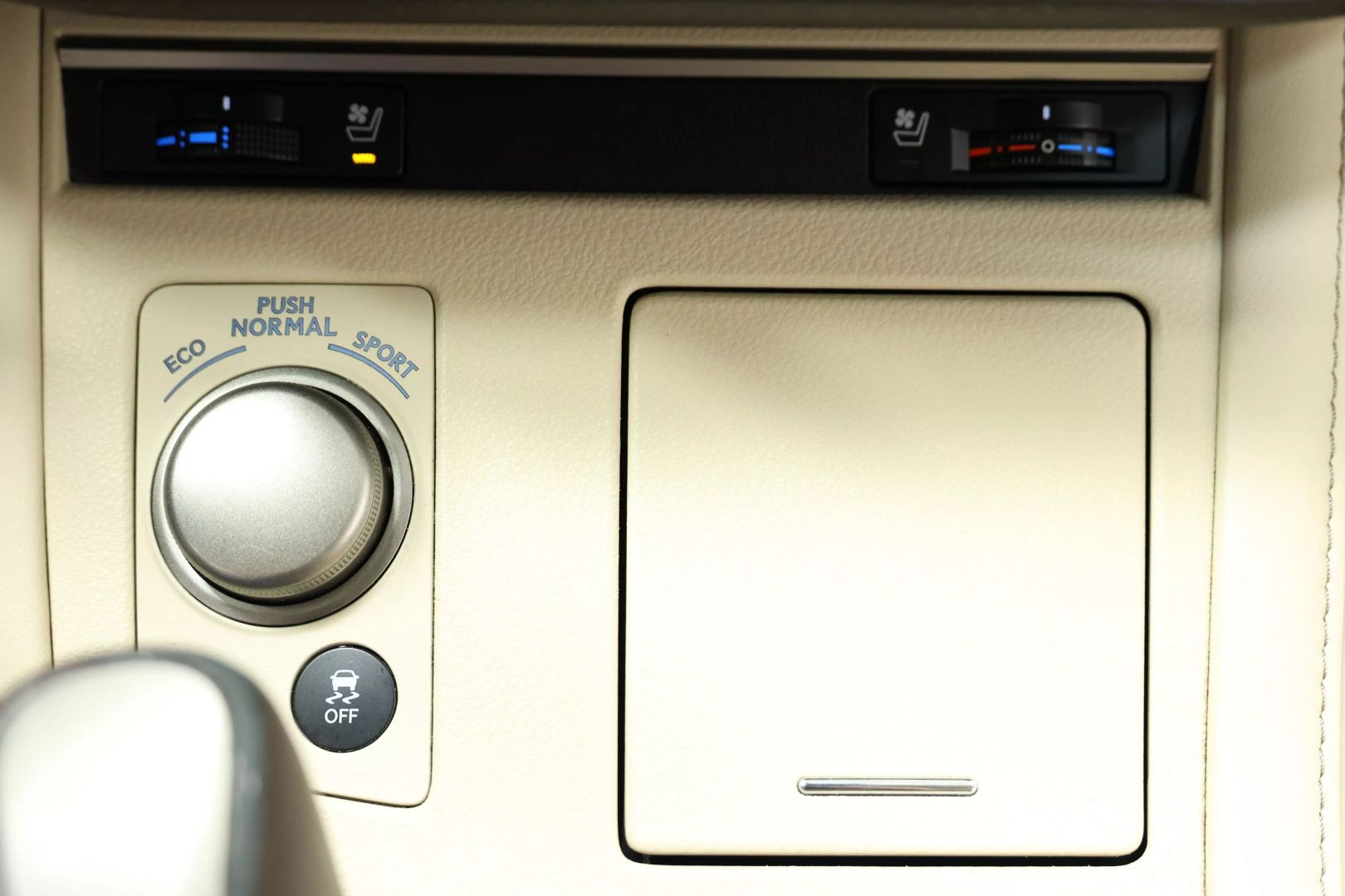 2016 Lexus Es - Image 40