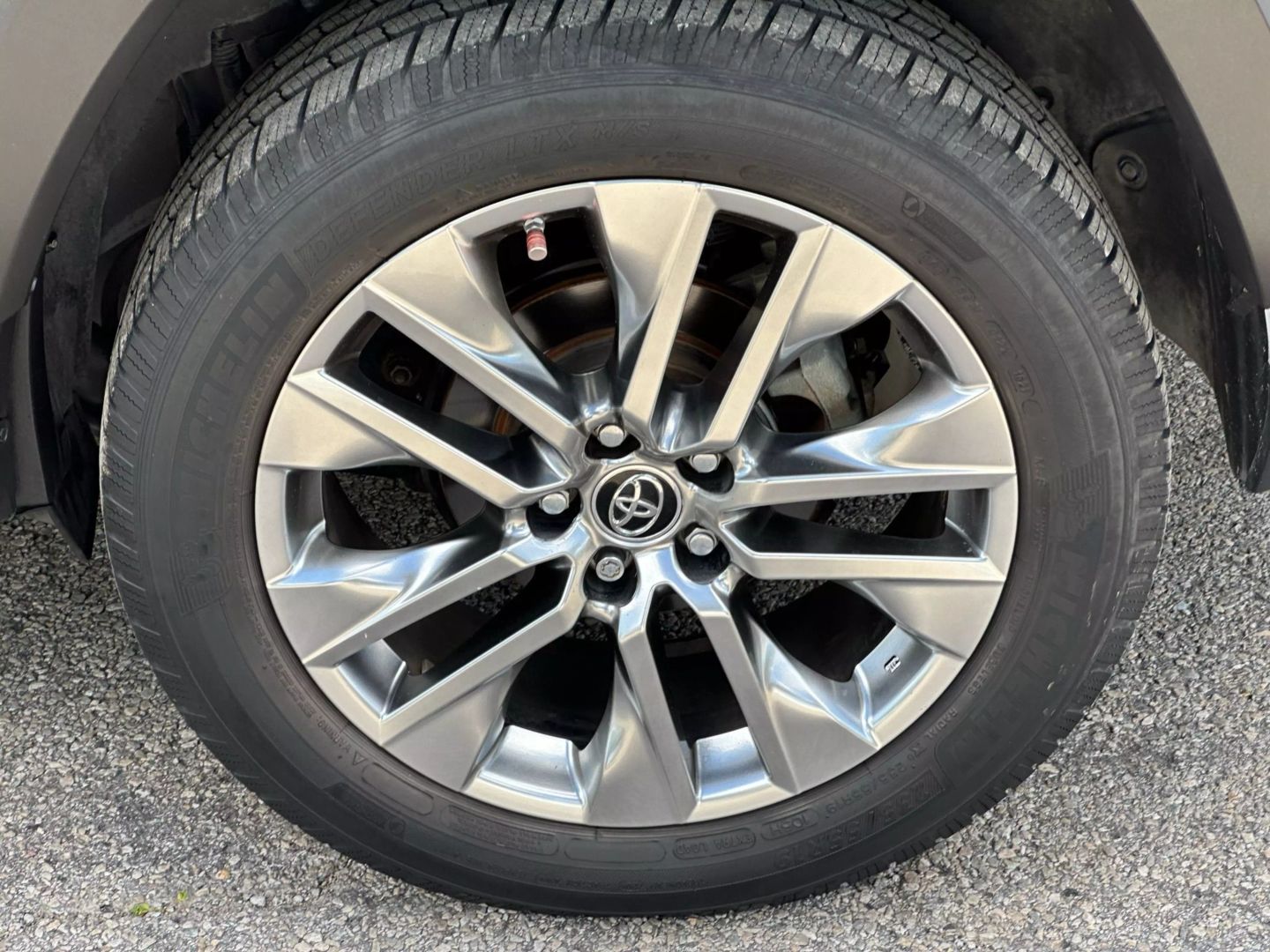 2019 Toyota Rav4 - Image 36