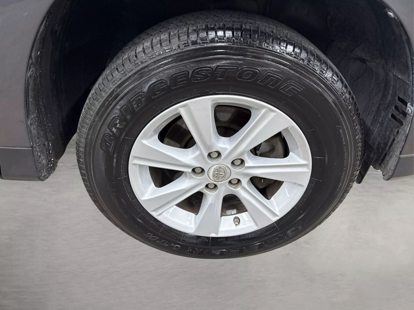 2013 Toyota Highlander - Image 15