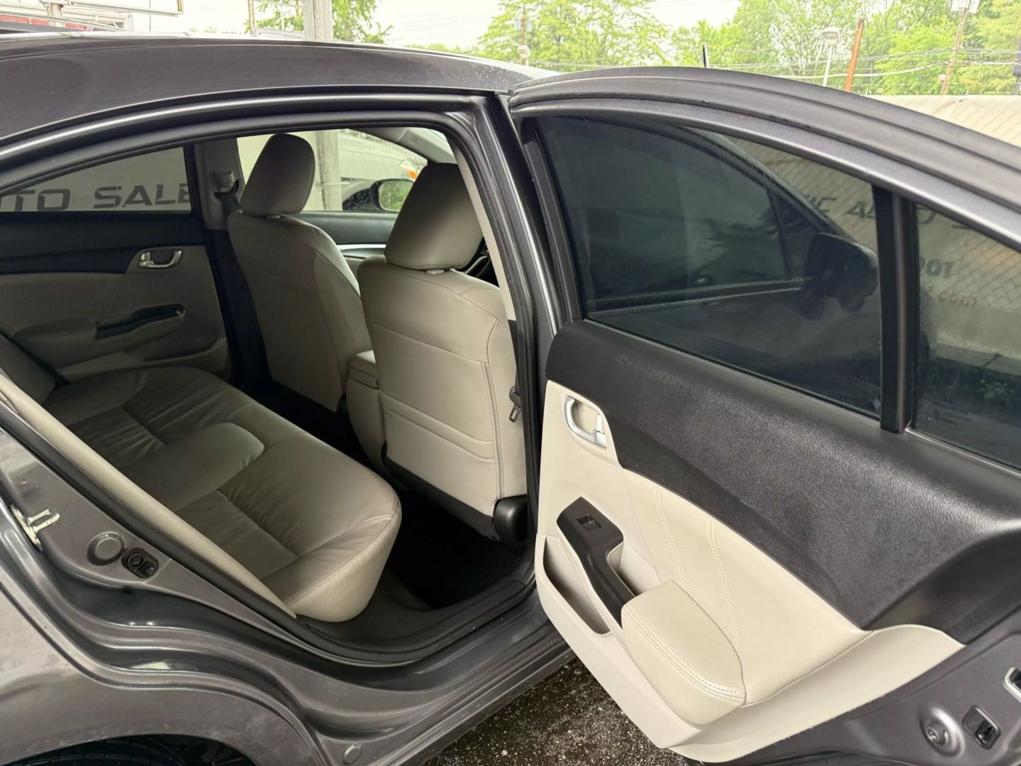 2015 Honda Civic - Image 21