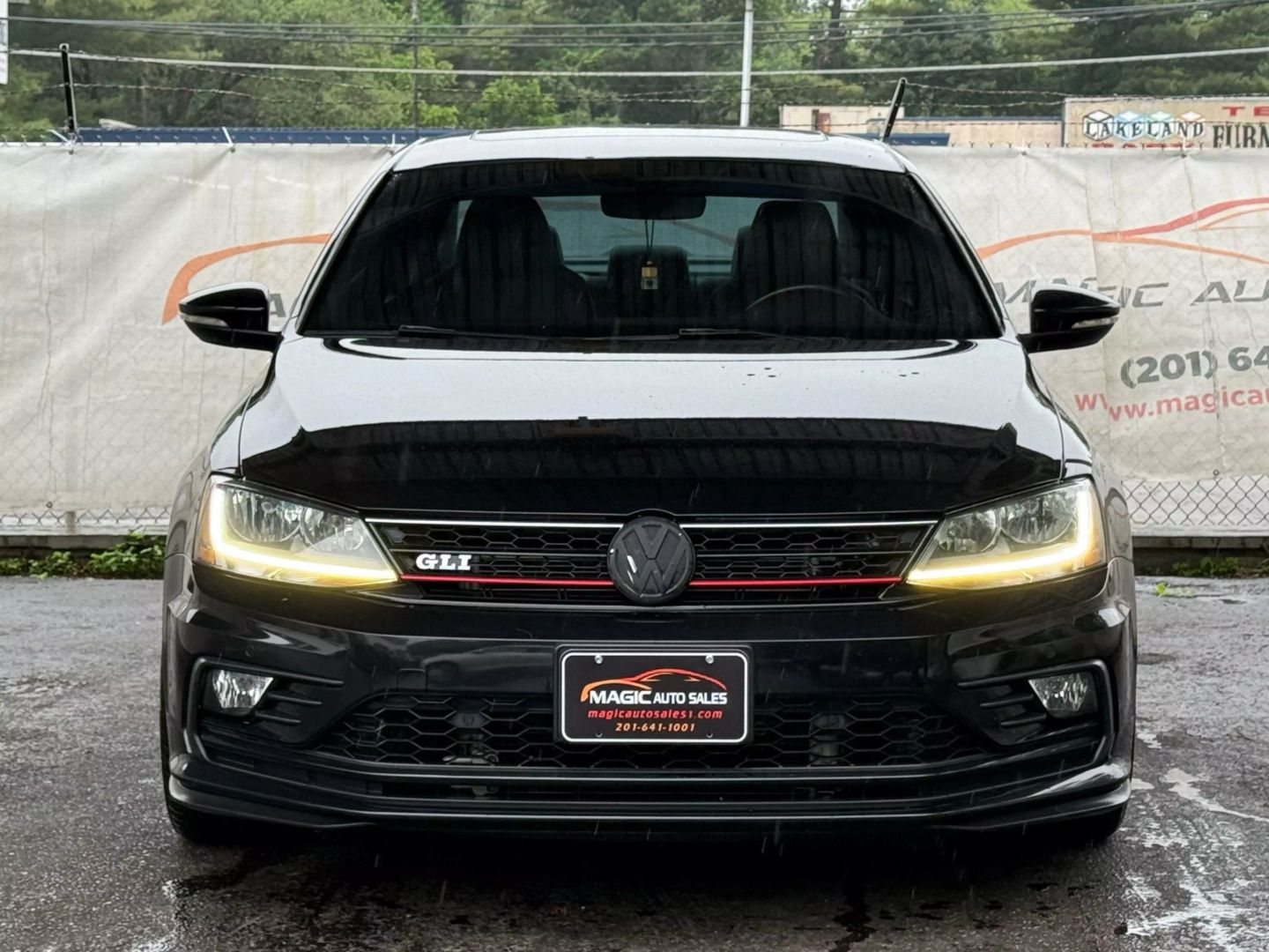 2017 Volkswagen Jetta - Image 5
