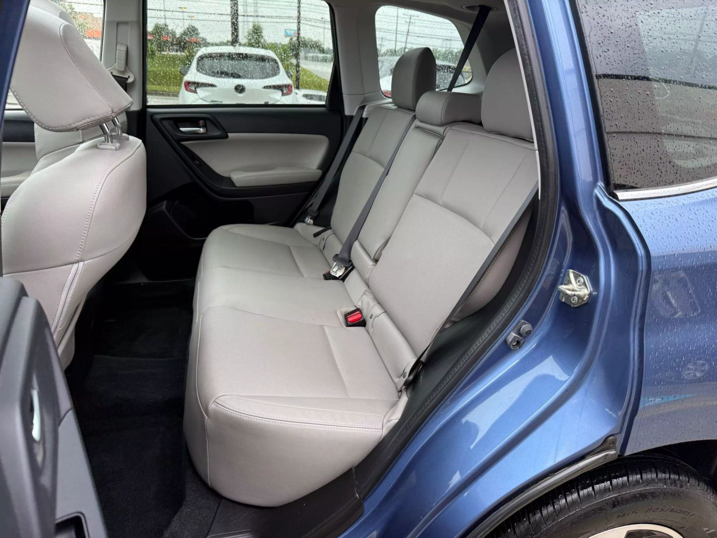 2017 Subaru Forester - Image 20