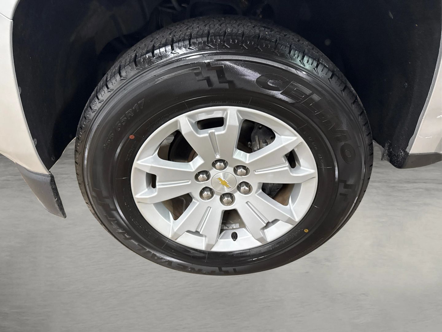 2018 Chevrolet Colorado Crew Cab - Image 16