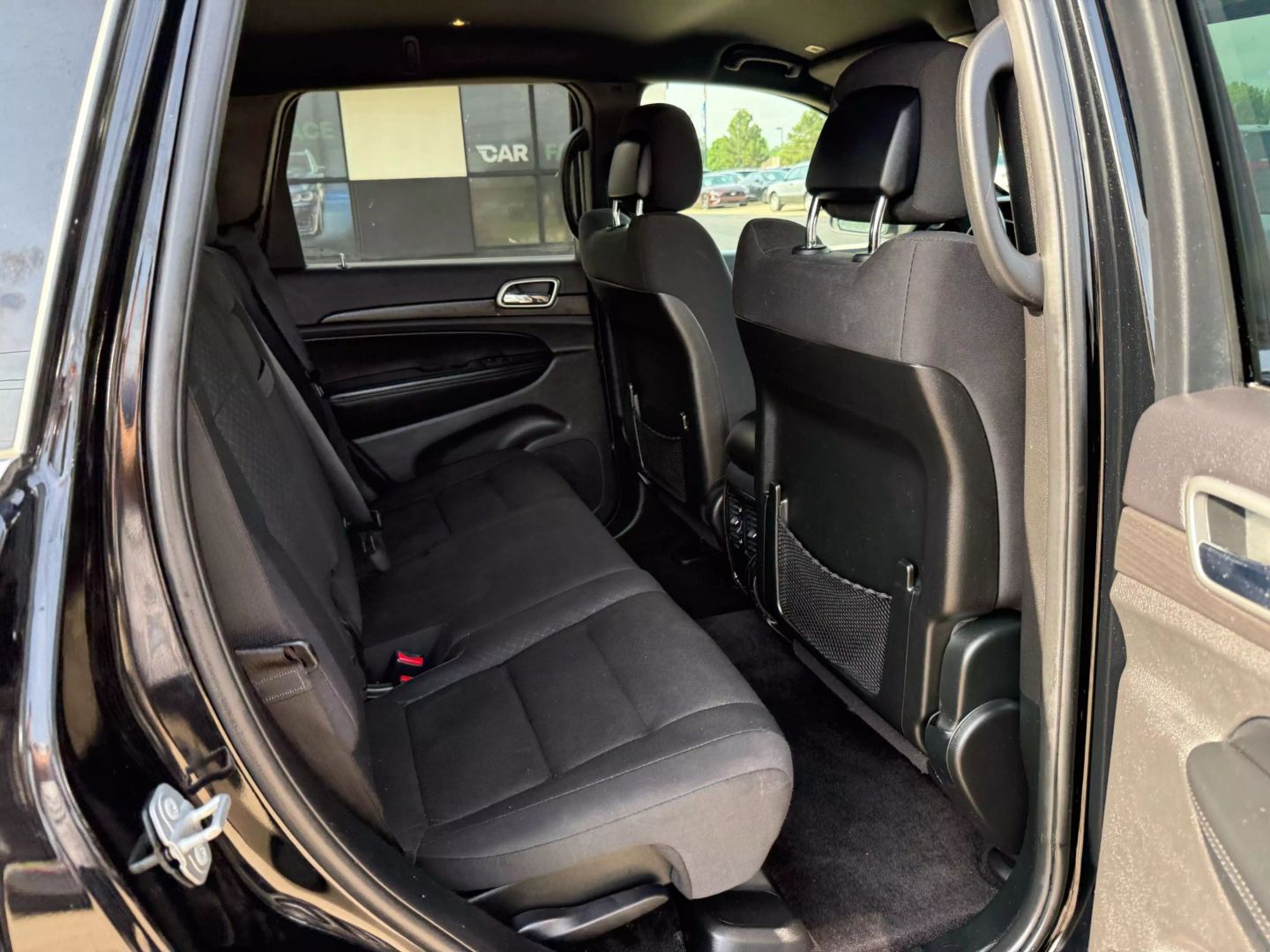 2018 Jeep Grand Cherokee - Image 22
