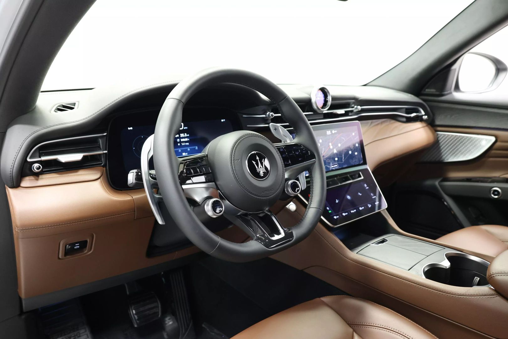 2023 Maserati Grecale - Image 2