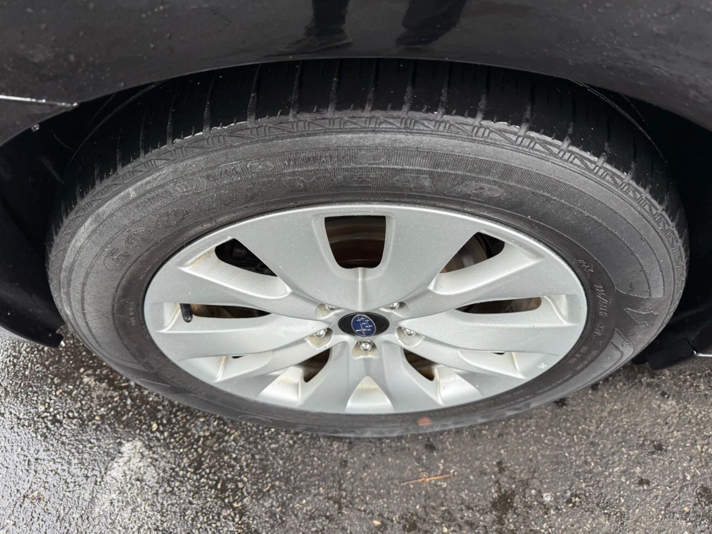 2015 Subaru Legacy - Image 46