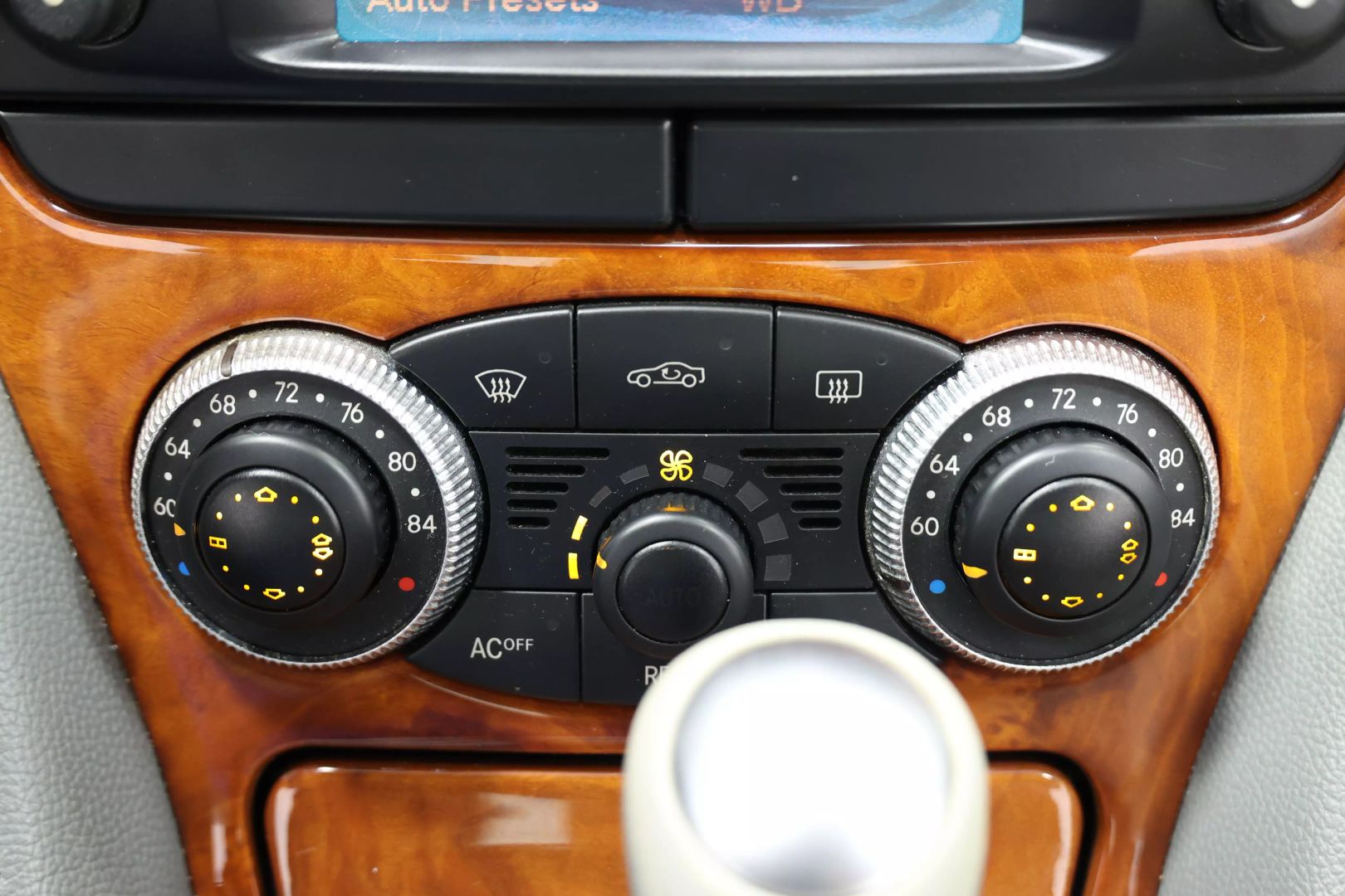 2004 Mercedes-benz Sl-class - Image 36