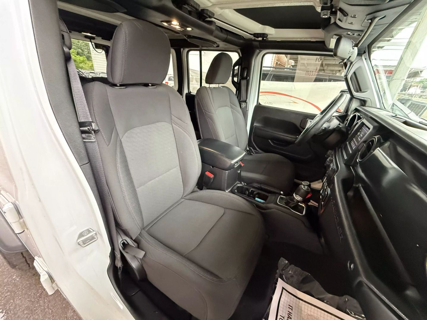 2021 Jeep Wrangler Unlimited - Image 26