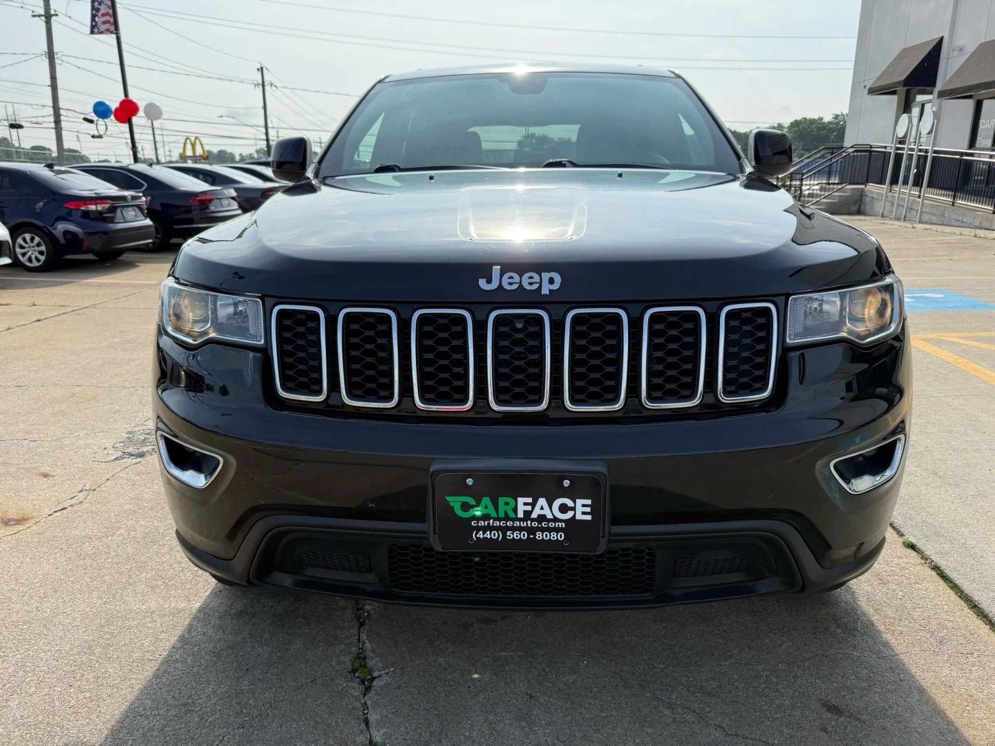 2018 Jeep Grand Cherokee - Image 3