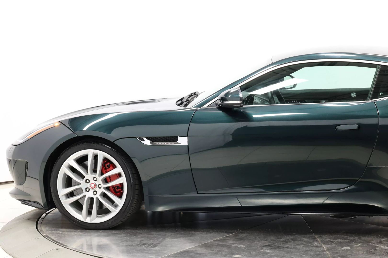 2015 Jaguar F-type - Image 6