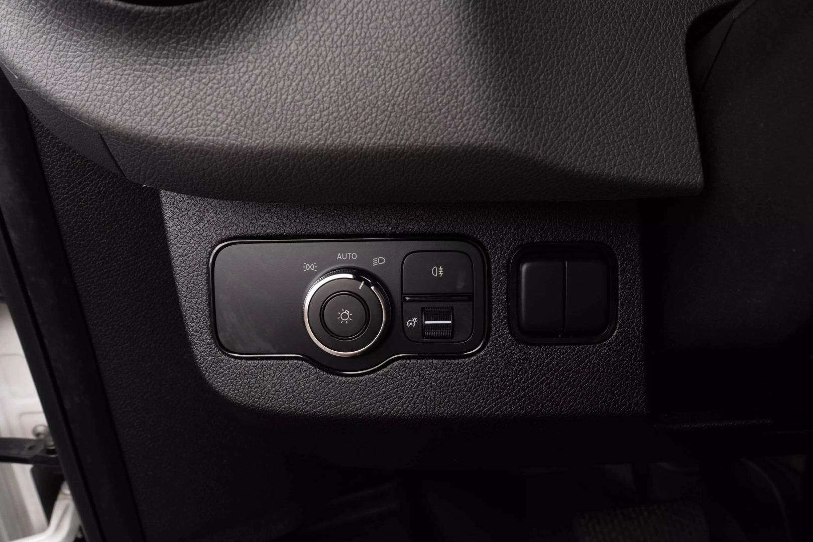 2021 Mercedes-benz Sprinter 2500 Crew - Image 40