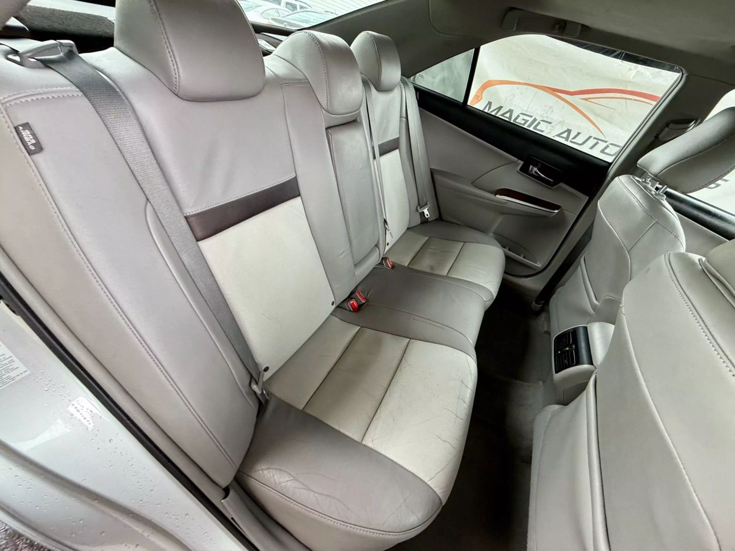 2012 Toyota Camry - Image 23