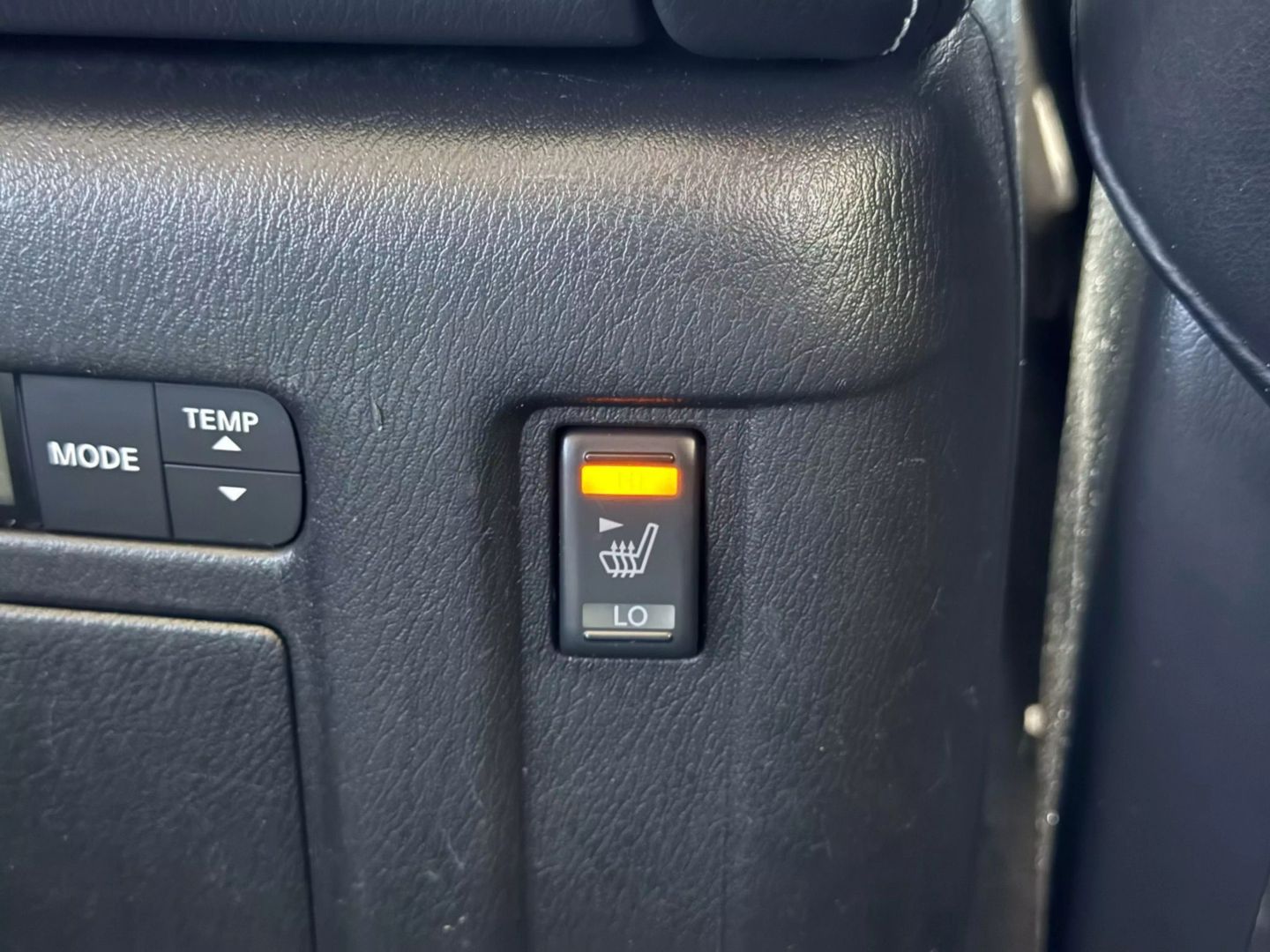 2016 Infiniti Qx80 - Image 31