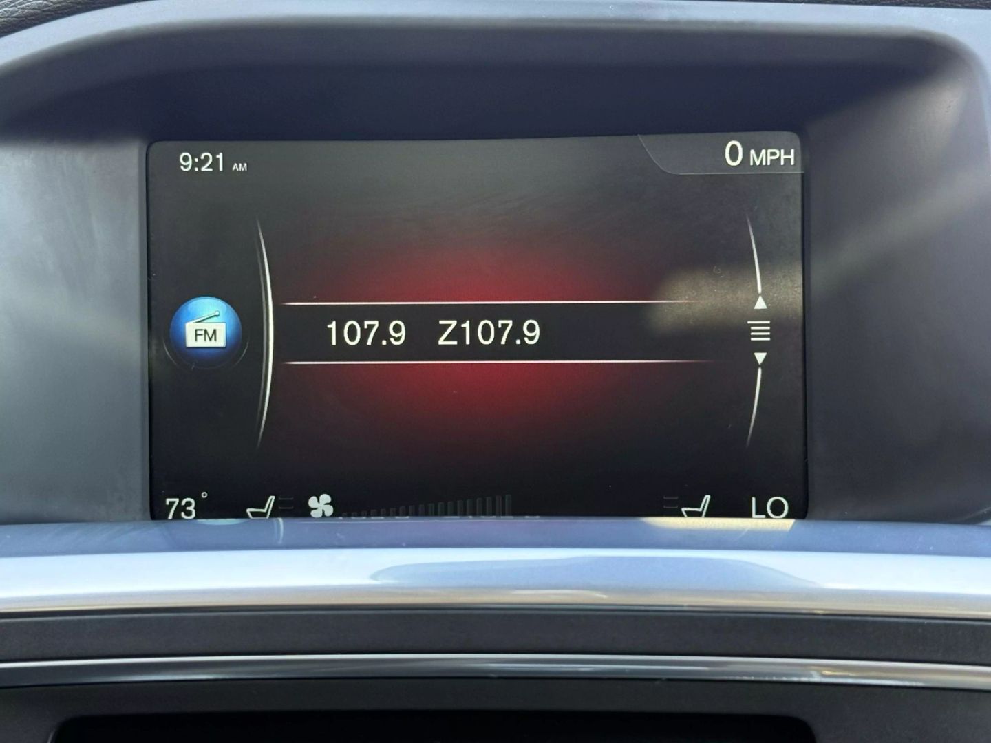 2015 Volvo S60 - Image 32
