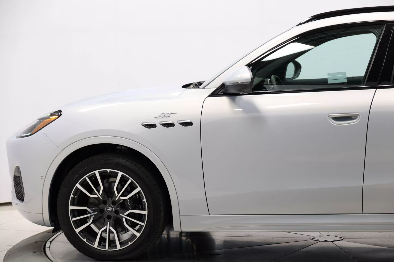 2023 Maserati Grecale - Image 7