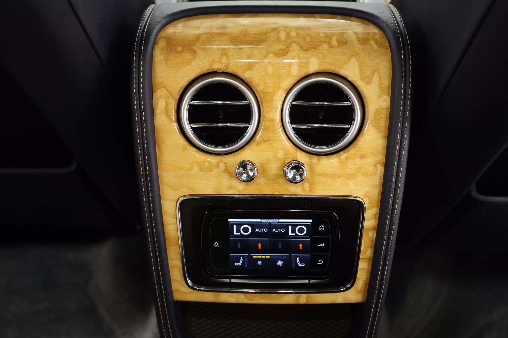 2017 Bentley Flying Spur - Image 75