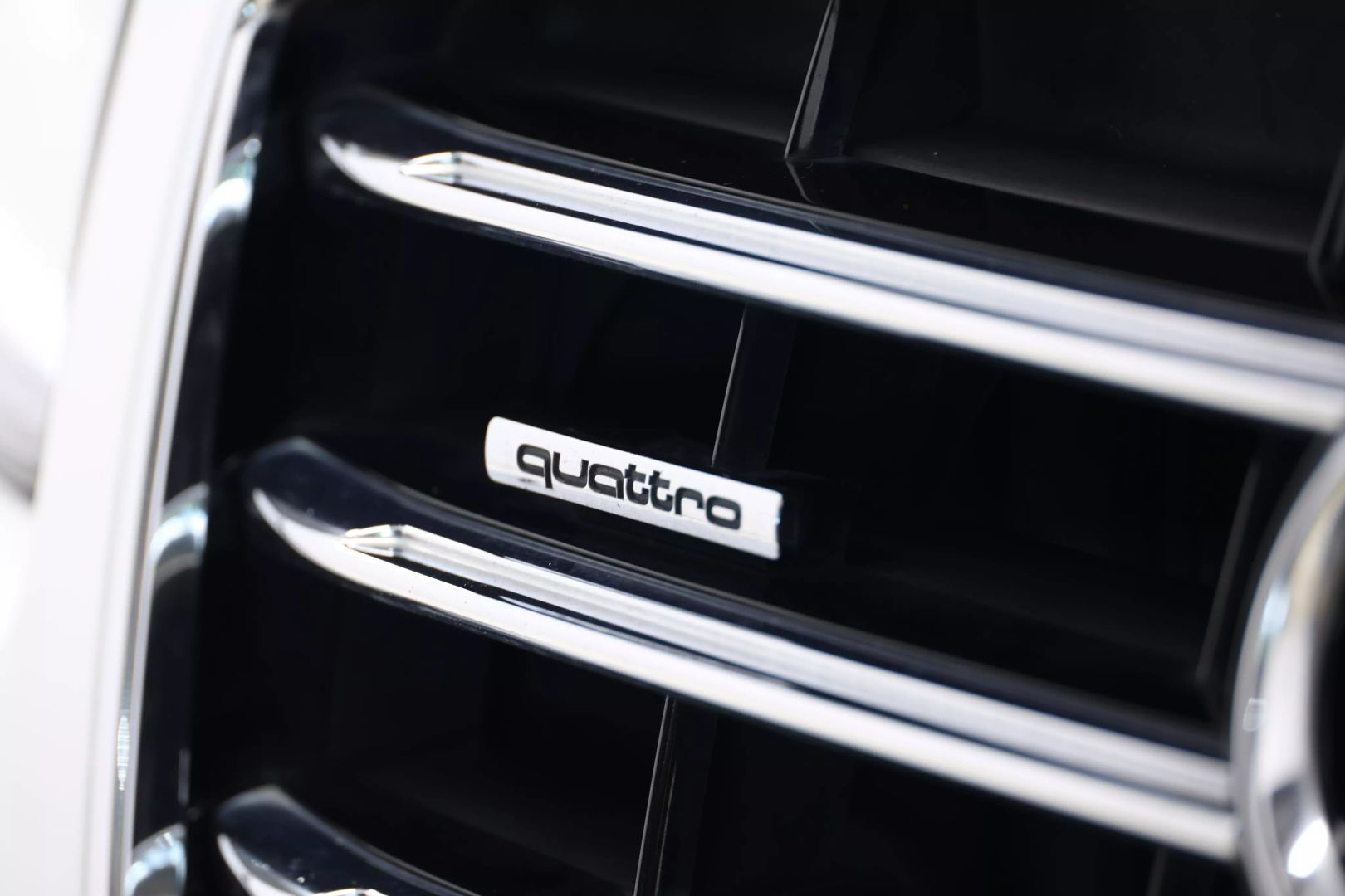 2015 Audi A8 - Image 113