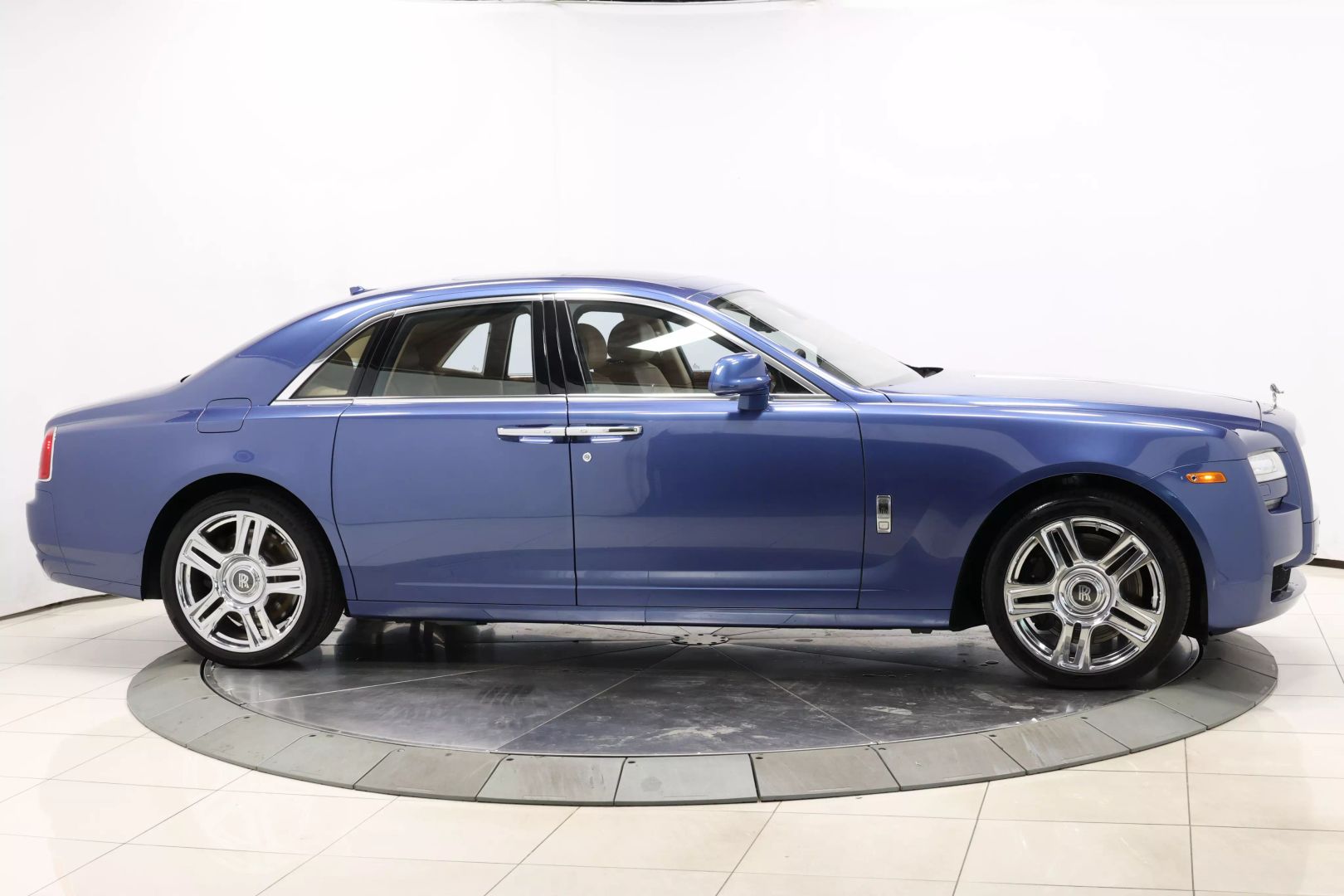 2010 Rolls-royce Ghost - Image 65