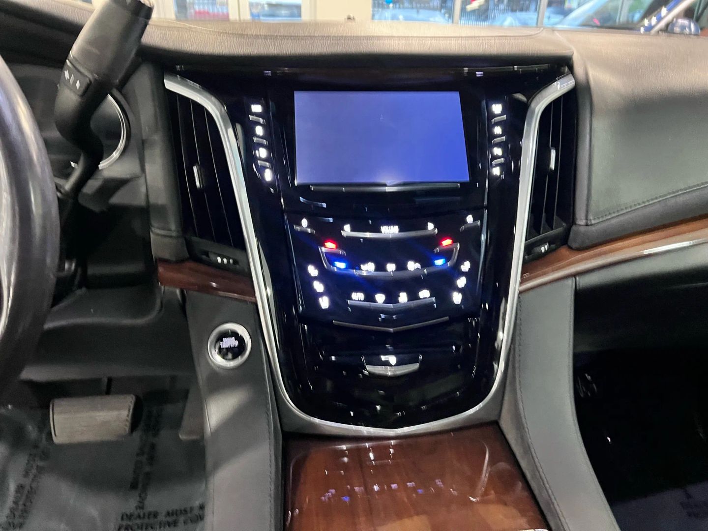 2019 Cadillac Escalade Luxury Sport Utility 4d - Image 24