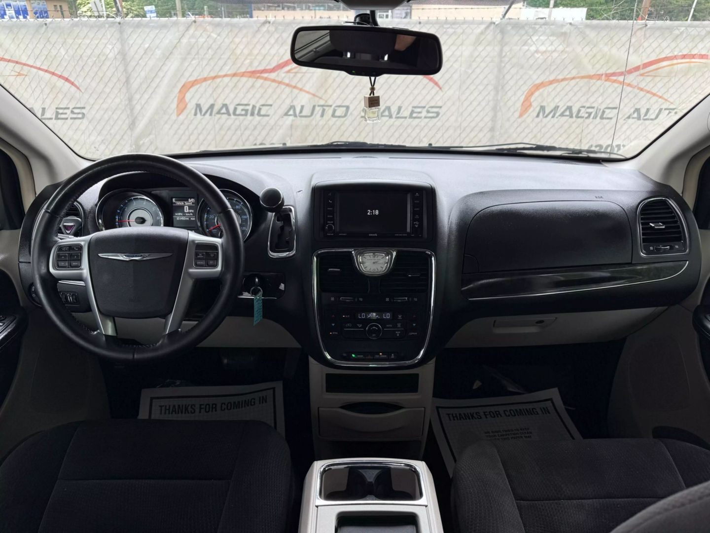 2013 Chrysler Town & Country - Image 26