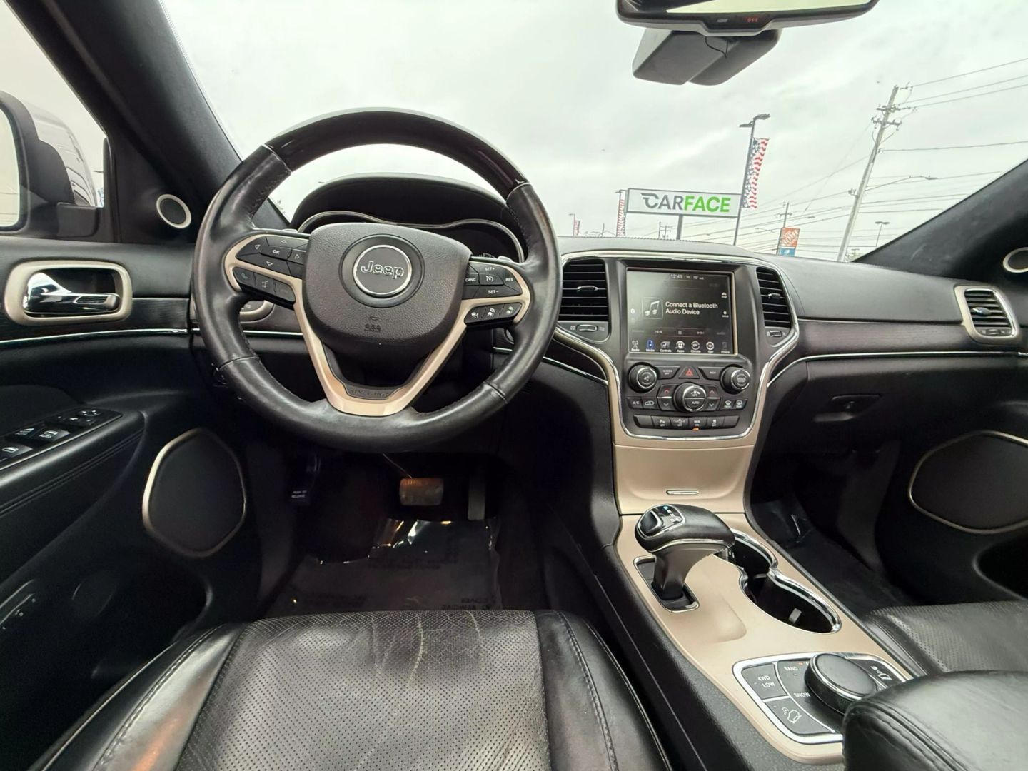 2014 Jeep Grand Cherokee - Image 29