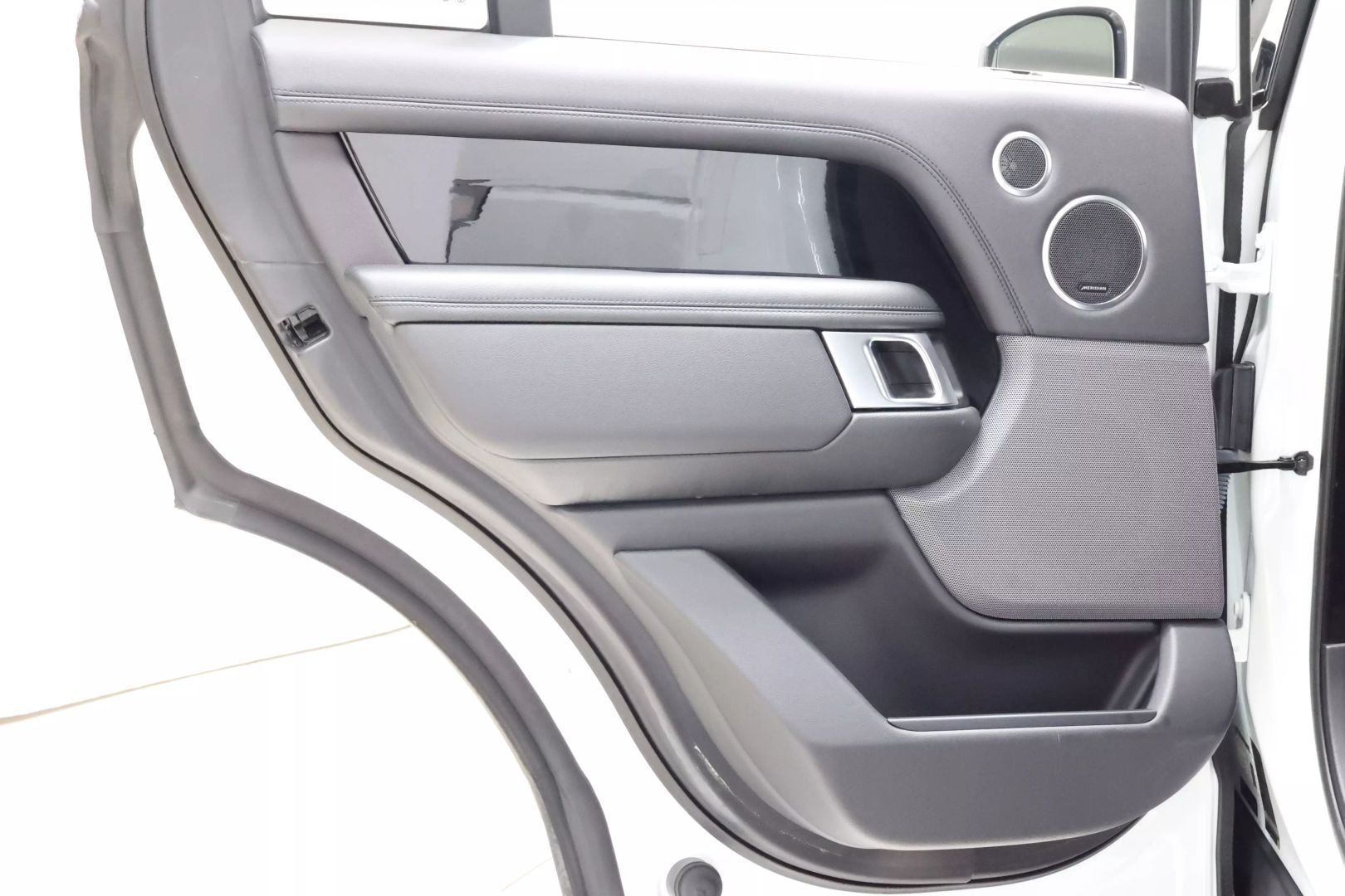 2018 Land Rover Range Rover - Image 52