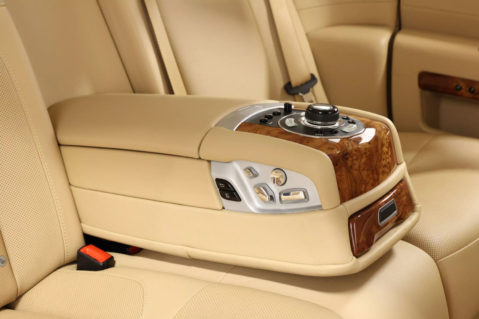 2010 Rolls-royce Ghost - Image 78