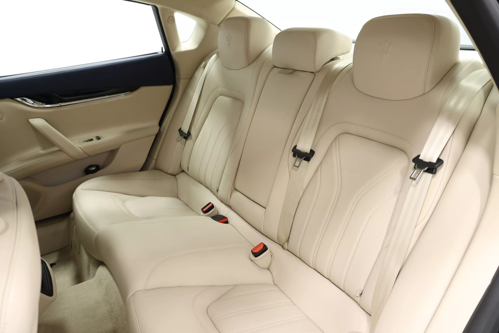 2021 Maserati Quattroporte - Image 3