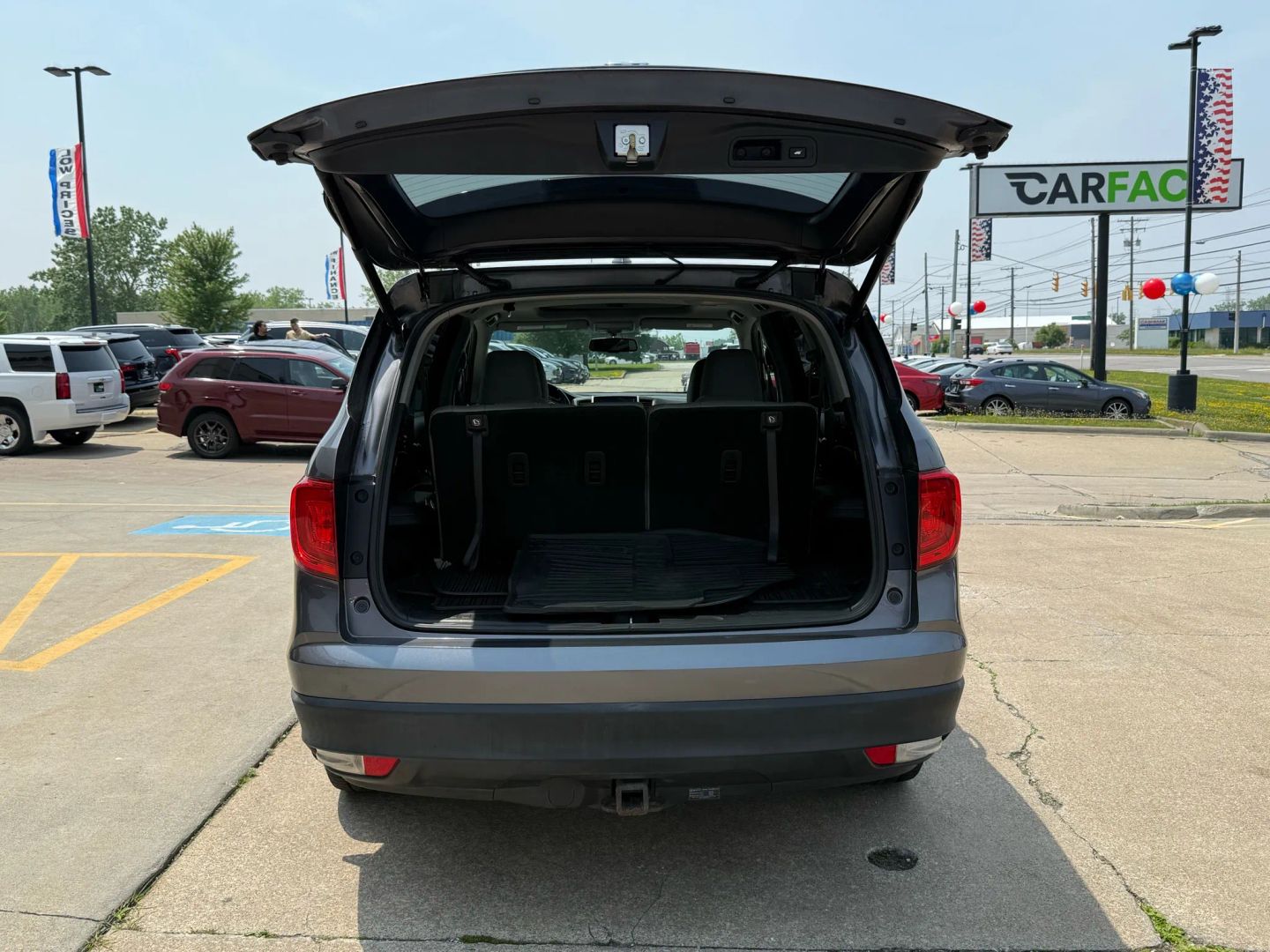 2017 Honda Pilot - Image 13