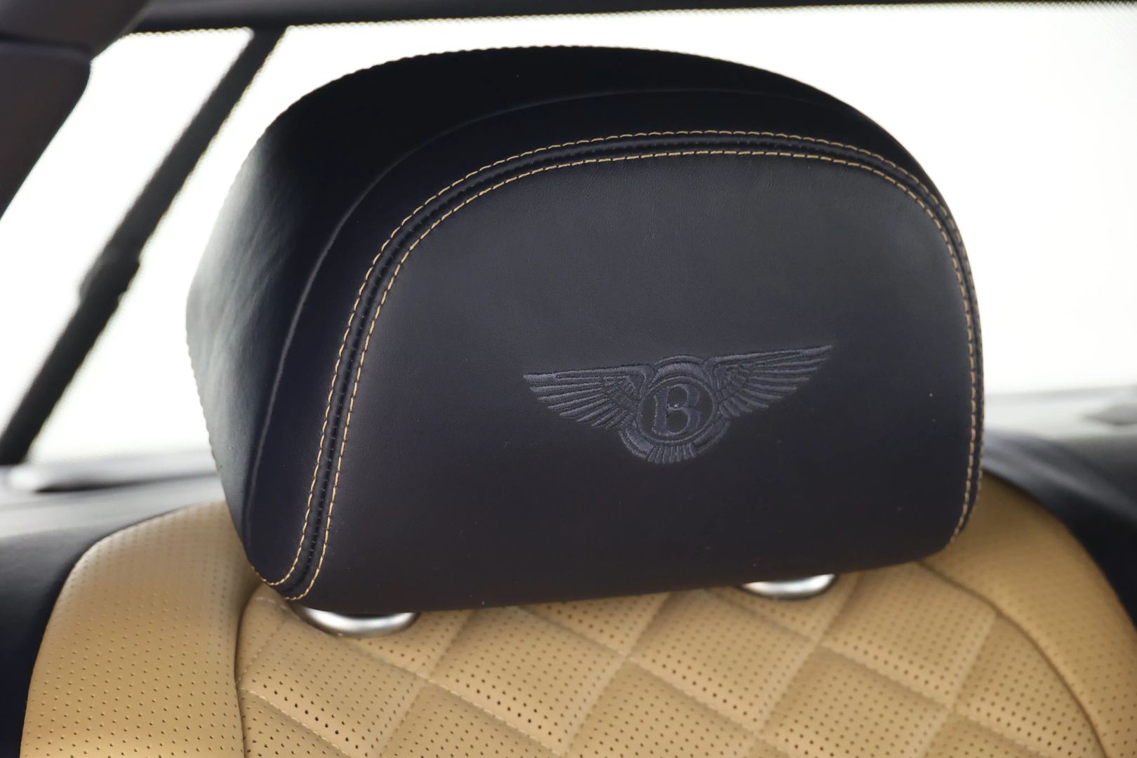 2017 Bentley Flying Spur - Image 71